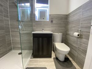 Shower Room/WC- click for photo gallery